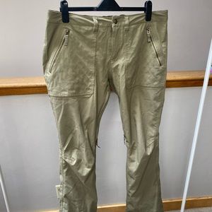 Burton Ski/Snowboard pants